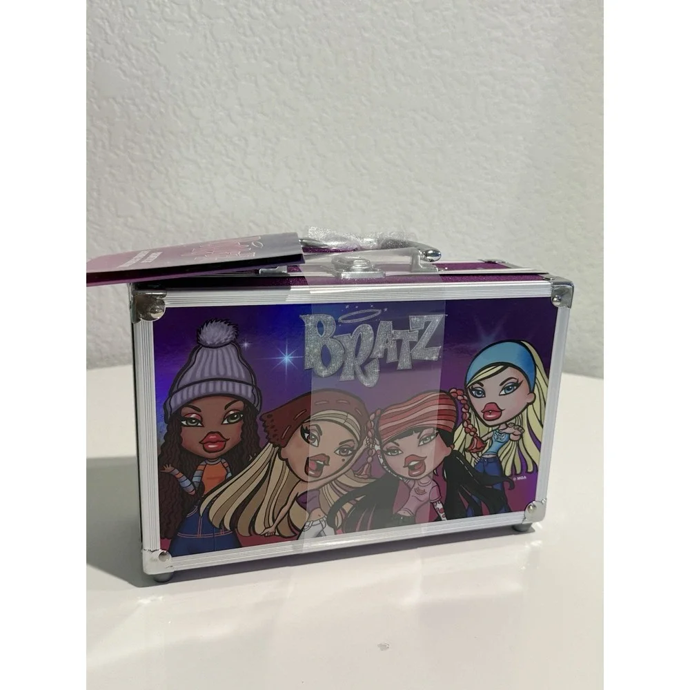 Vintage Bratz Train Case Cosmetic Briefcase Carry Box Makeup Complete NEW